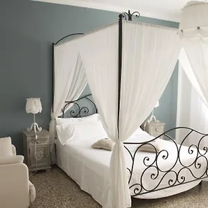 Apartment With Children In Venice