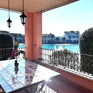 Serena , Peschiera del Garda Italia